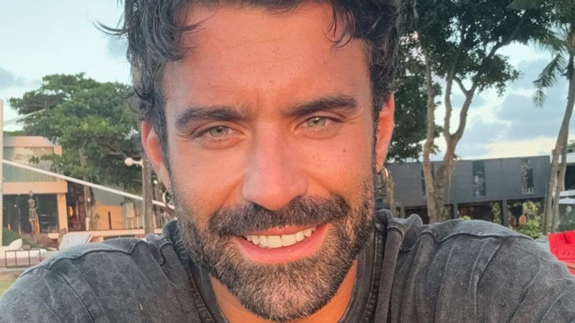 Vincent Queijo : amoureux de sa chérie, il se montre officiellement à ses côtés