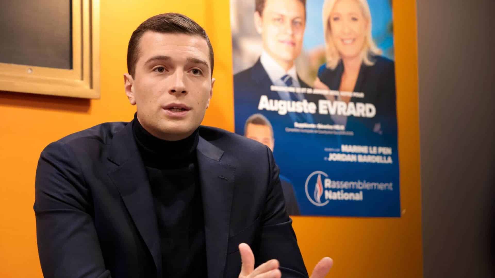 Jordan Bardella : en couple aujourd’hui après sa relation avec la petite-fille de Jean-Marie Le Pen ?