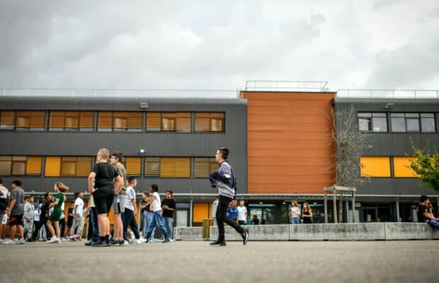 Carcassonne : une jeune fille parle très mal à son enseignante, elle est placée en garde à vue