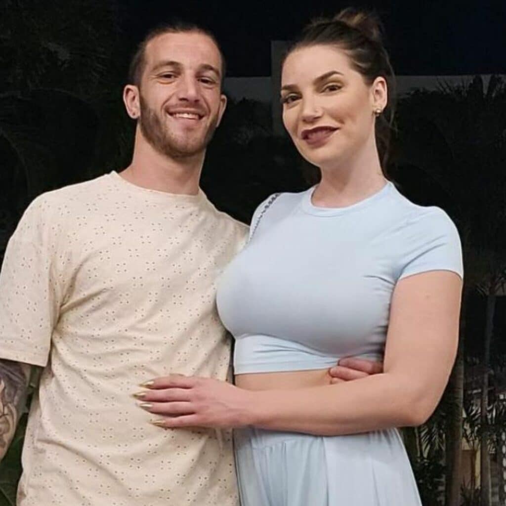 Nadège Lacroix enceinte d’Emanuel : les internautes confient leur inquiétude face à l'arrivée d’un bébé