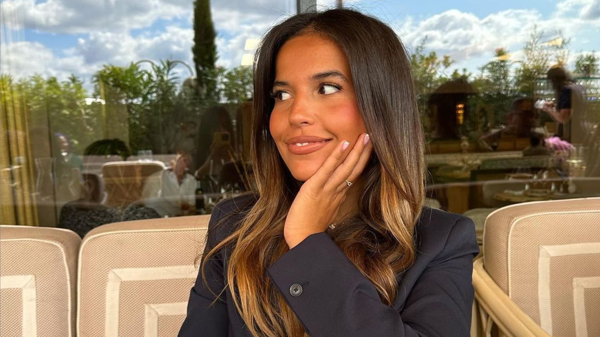 Poupette Kenza : après l'annonce de sa grossesse, elle s'exprime sur les premiers mois difficiles et devient la risée de la Toile