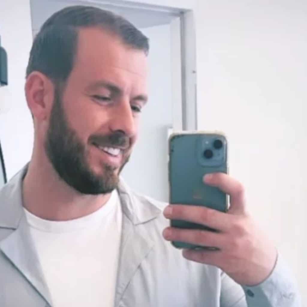 Julien Bert : ruiné, il n'aurait pas pu payer les frais vétérinaires de son chien