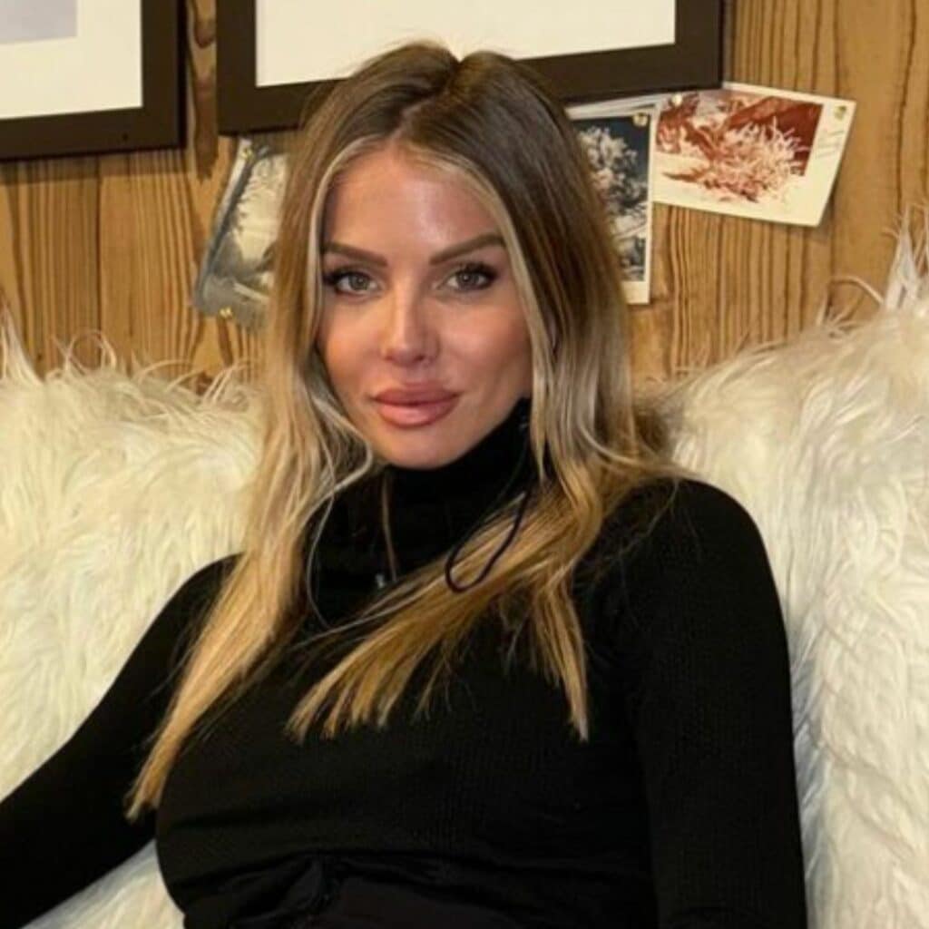 Jessica Thivenin : inquiète pour son papa après son AVC, elle se confie sur son état de santé