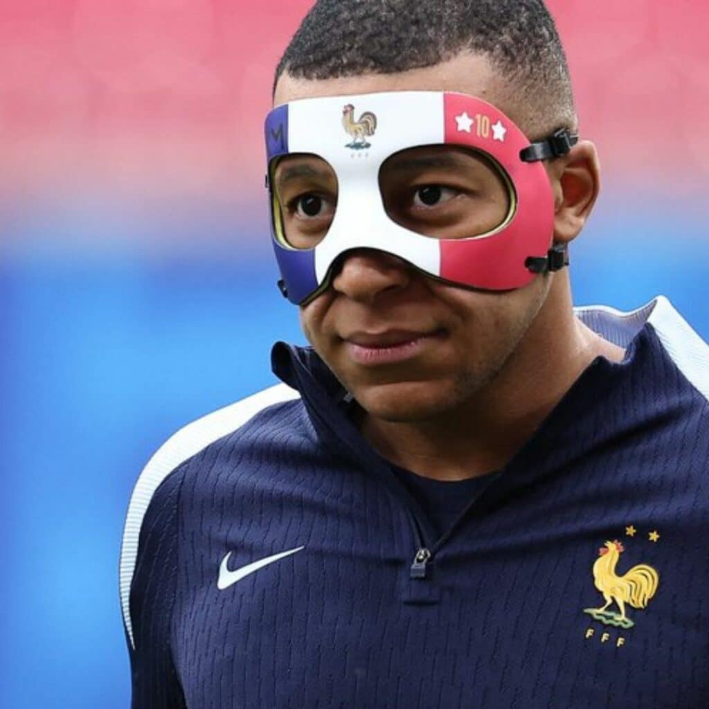 Kylian Mbappé : le footballeur très proche d’une Miss France ?