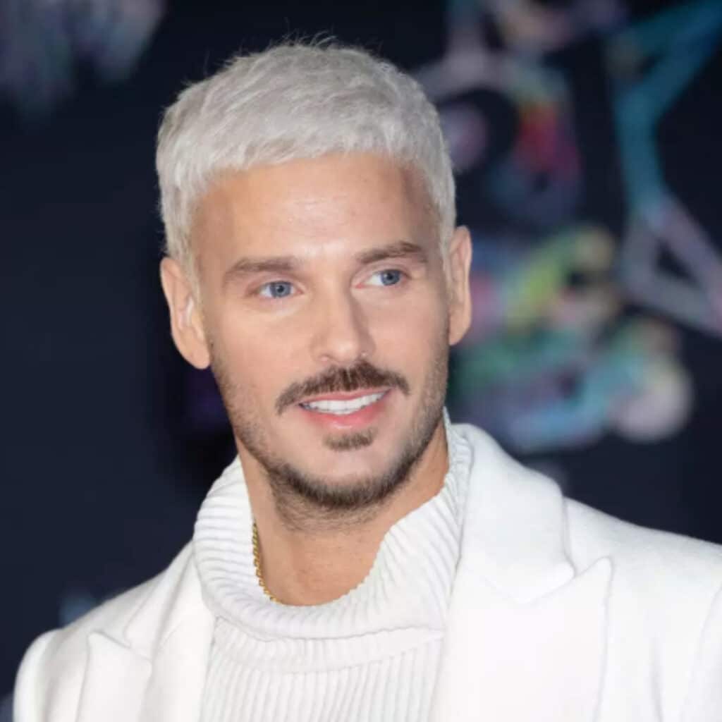 "À vomir" : Matt Pokora apporte son soutien à un footballeur, son message ne passe pas
