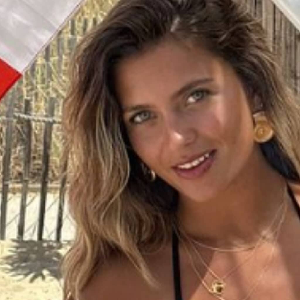 "Bienvenue dans ce monde" : Lou (Secret Story) est aux anges