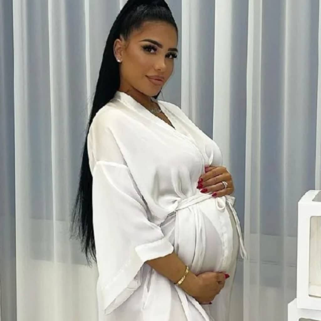 Milla Jasmine : enceinte de son deuxième enfant, elle sort du silence