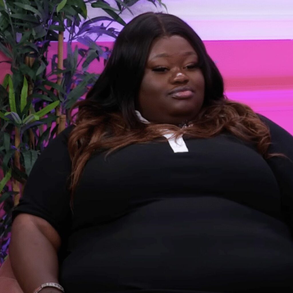 "Ça peut me…" : Hawabelle 182 kilos, l’influenceuse se confie sur la maternité