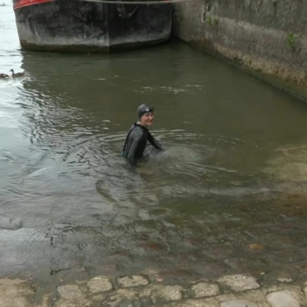 JO de Paris 2024 : le plongeon de la ministre des Sports fait trembler la Toile