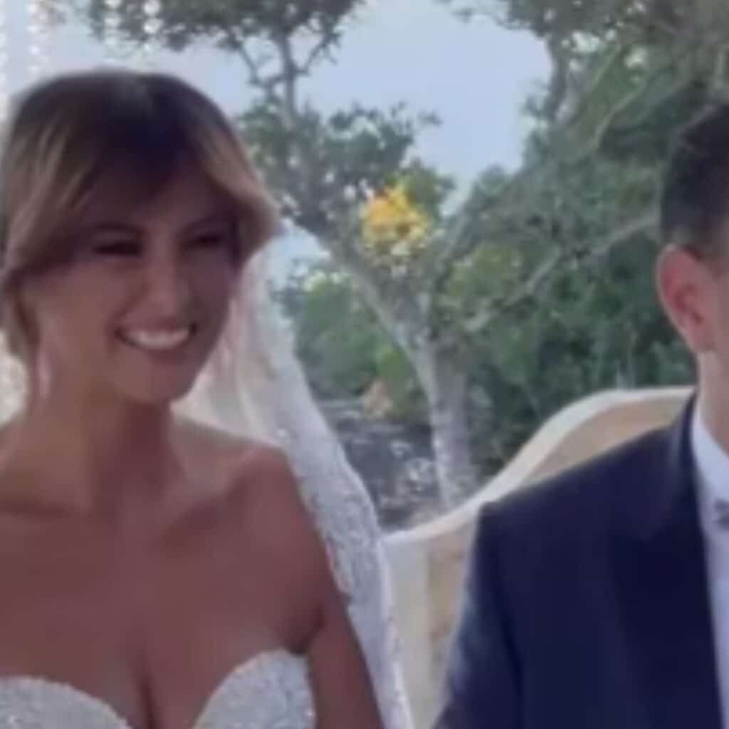 Malika Ménard : mariée à Karim, une ancienne Miss France annonce sa grossesse durant la cérémonie