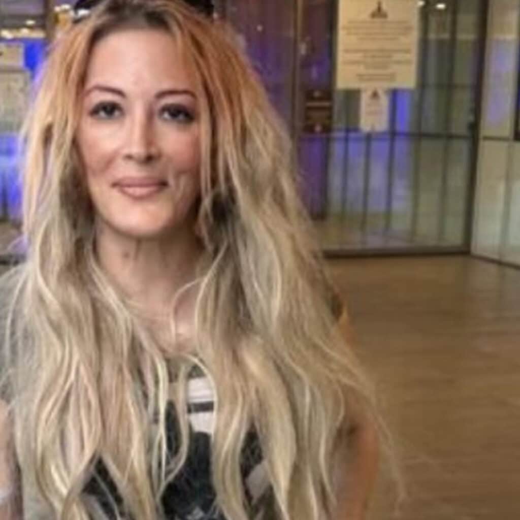 Loana : à peine sortie de la clinique psychiatrique, elle est victime d’une nouvelle agression