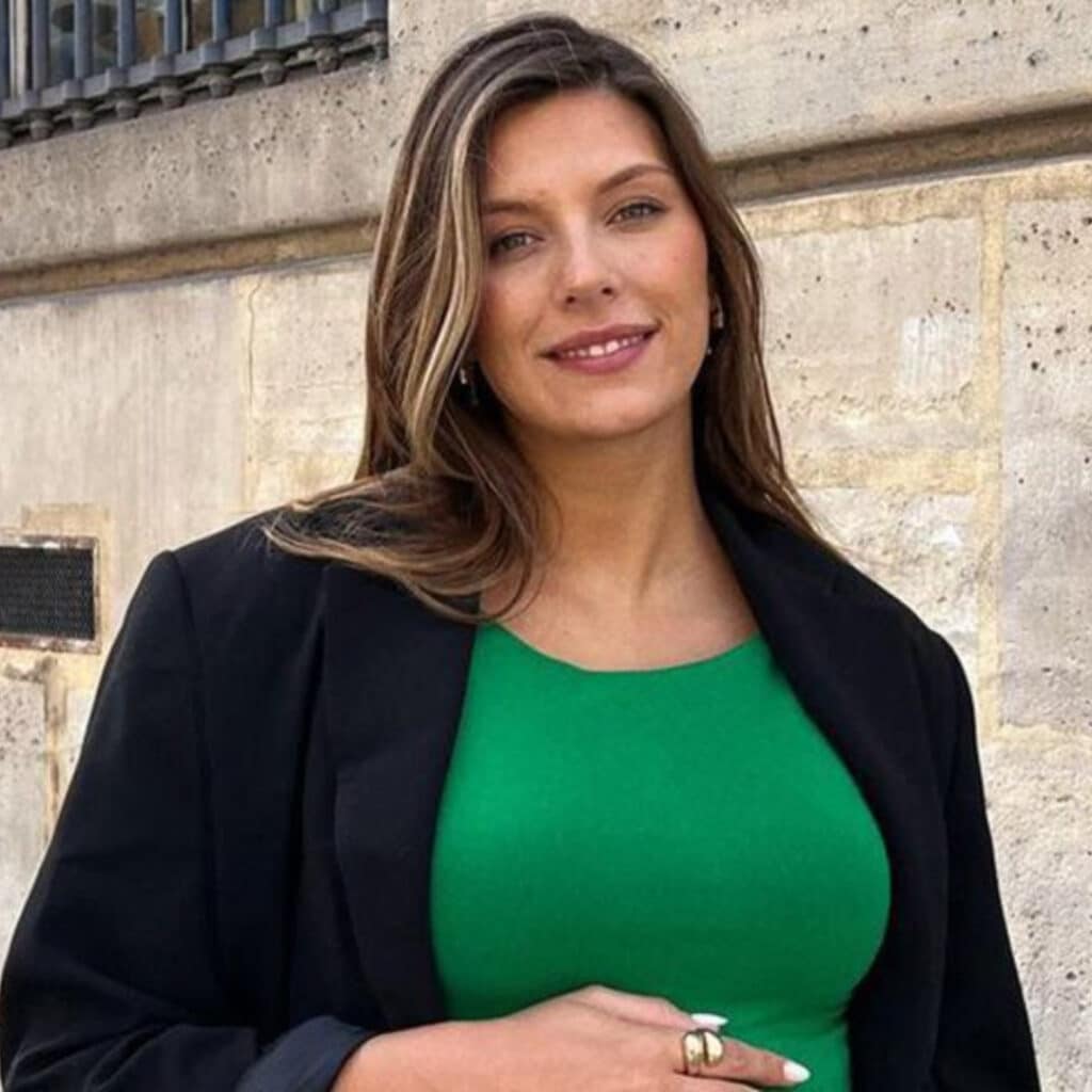 Camille Cerf : enceinte de son deuxième enfant ? Elle répond
