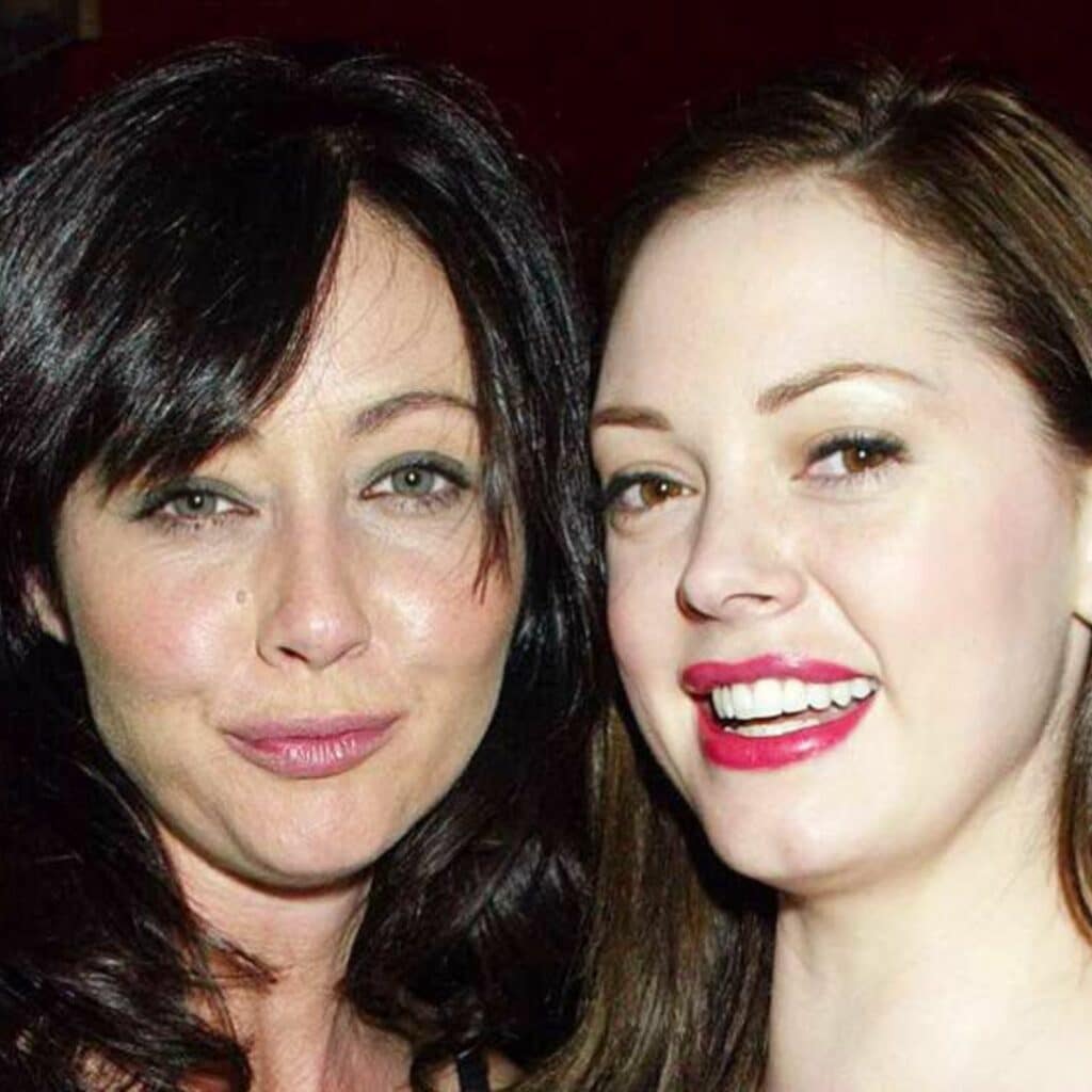 Décès de Shannen Doherty : le message de son amie Rose McGowan 2 semaines après sa disparition fait réagir