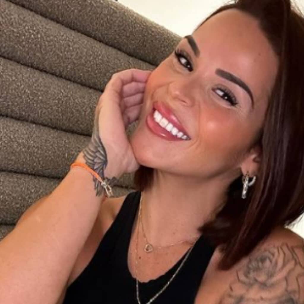Sarah Fraisou : de nouveau en couple ? Elle prend la parole
