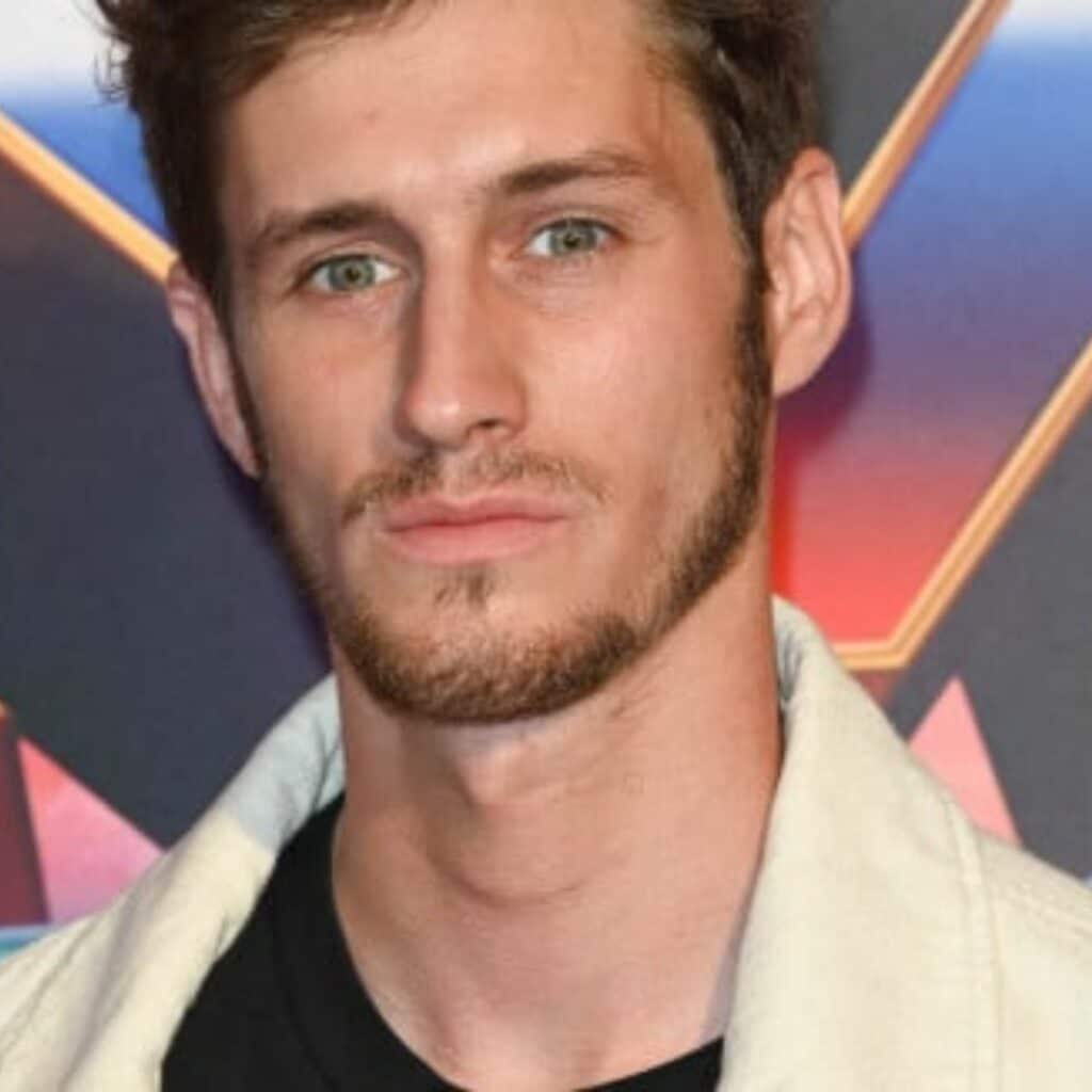 Jean-Baptiste Maunier : après la disparition de sa maman, il une traverse une autre période difficile