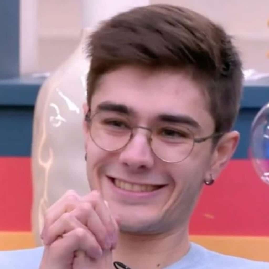 Axel Marbeuf (Star Academy): son nouveau projet avec une autre chanteuse se précise