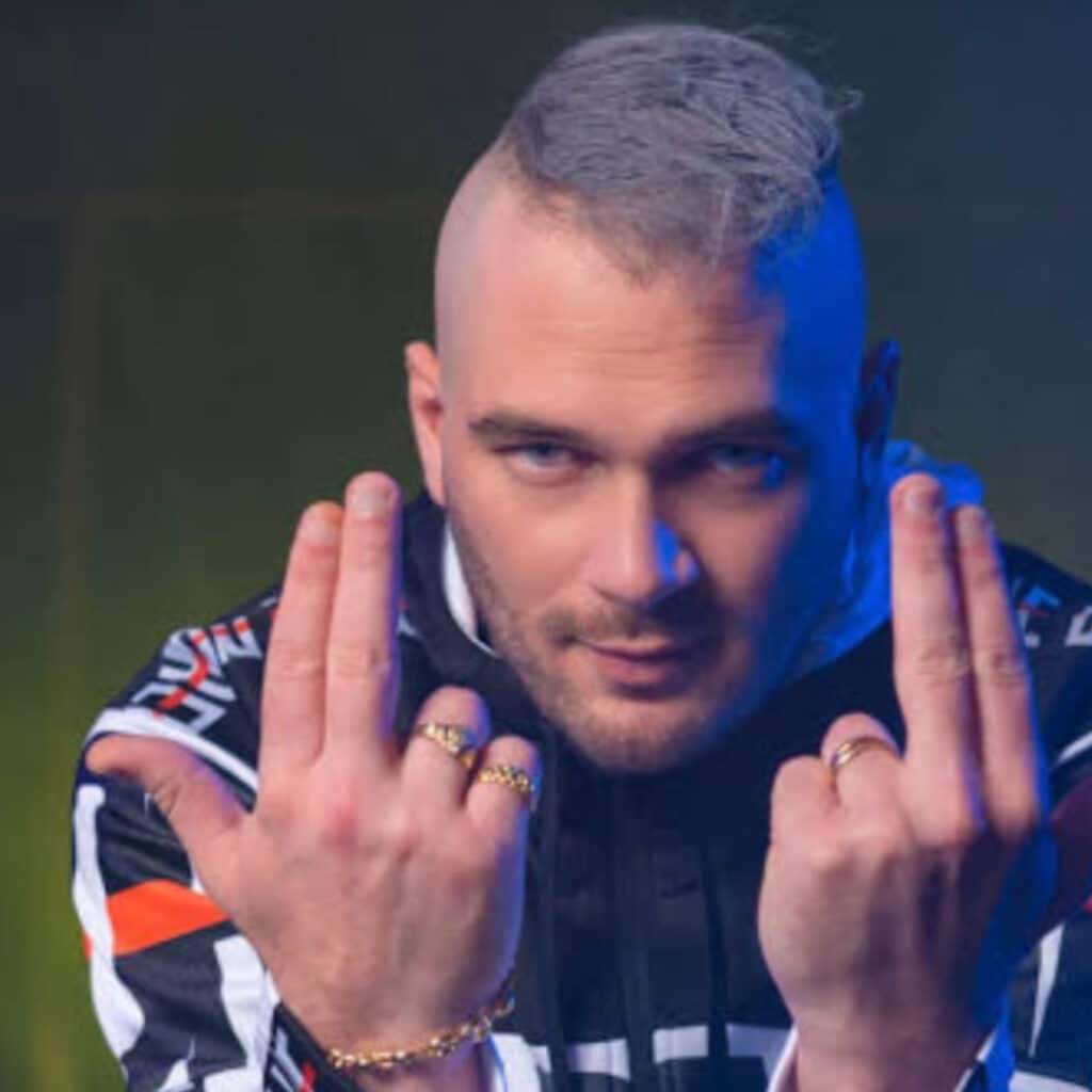 Jul : nouveau tournant dans l'affaire concernant la disparition de son manager