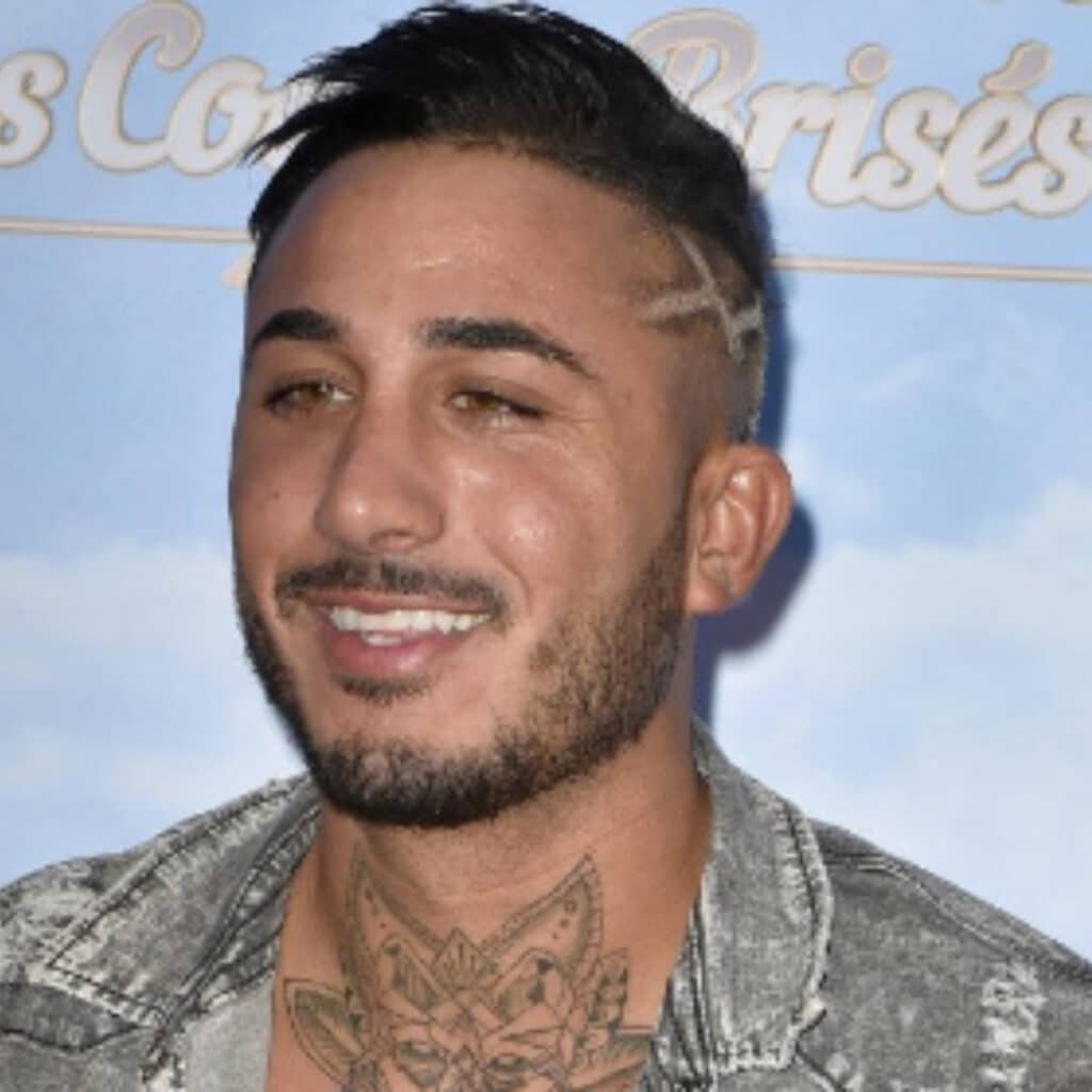 Vivian Grimigni : une vidéo du candidat sans ses facettes dentaires abasourdit les internautes