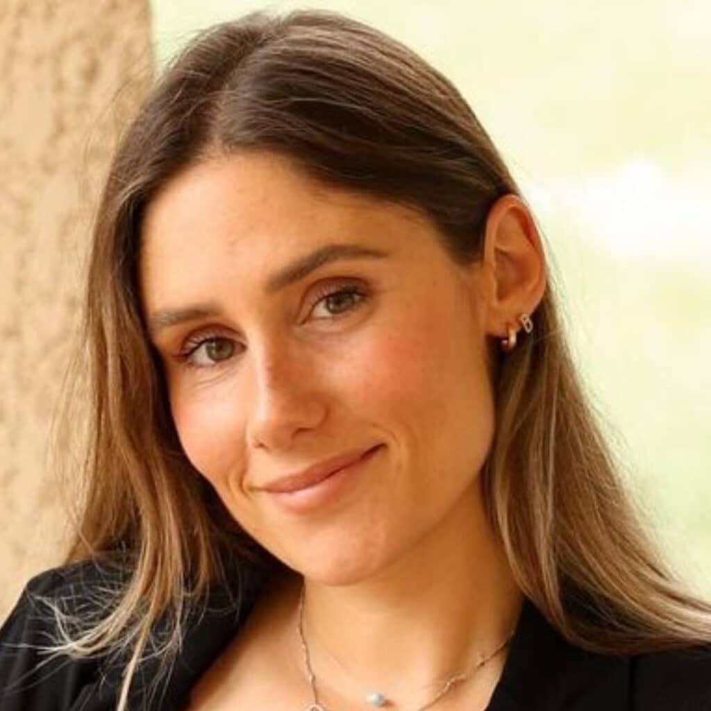 Jesta Hillmann : elle montre sa transformation capillaire et fait l’unanimité