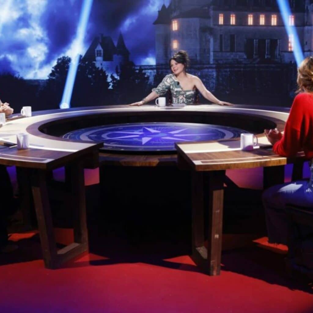 Les Traîtres : Juju Fitcats se confie sur les méthodes de la prod’ pas toujours bien vécues pendant le tournage