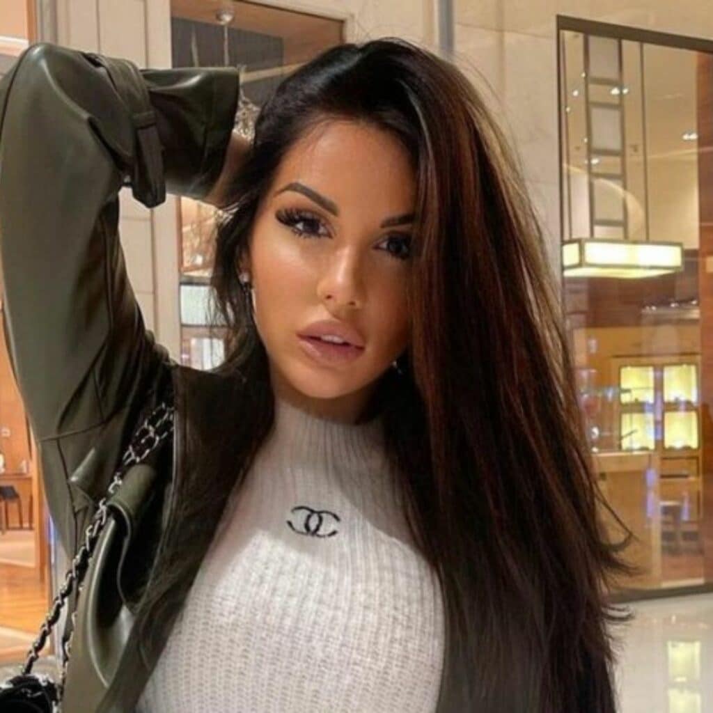Laura Lempika : en couple et prête à se remarier ?