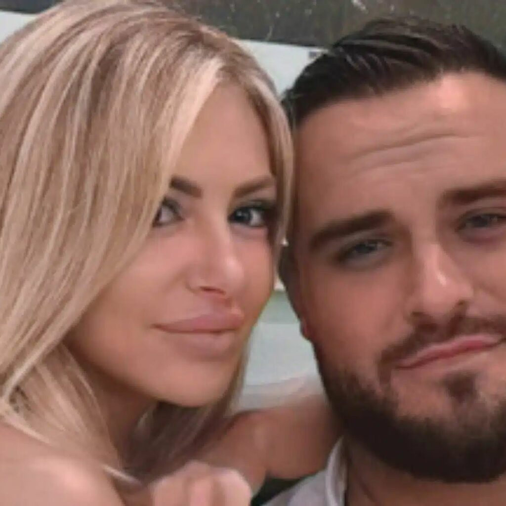 Nikola Lozina en couple avec Stéphanie Clerbois : fous amoureux, ils emménagent ensemble