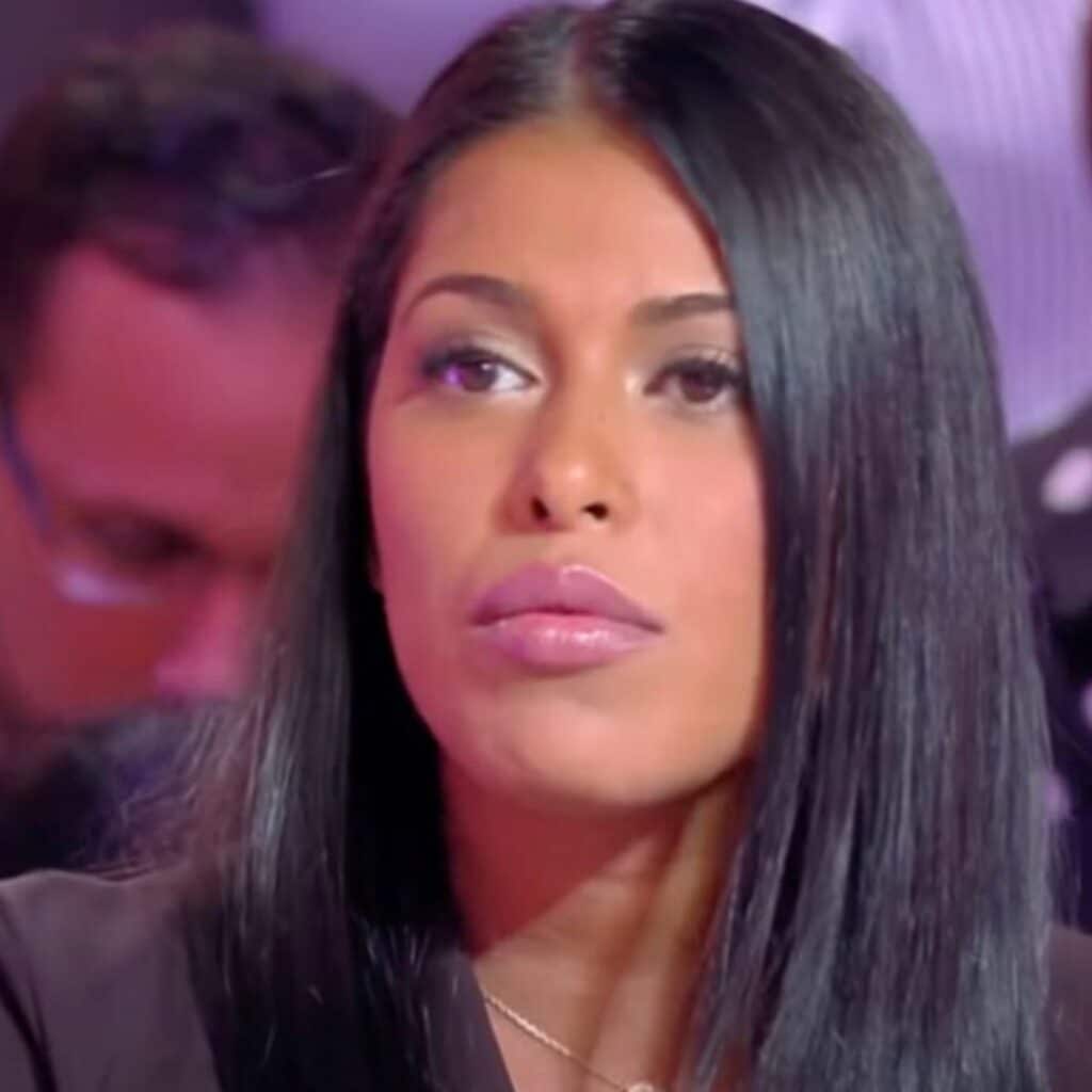 Ayem Nour : lourdement larguée par Gérard Depardieu, elle raconte ce moment "gênant"