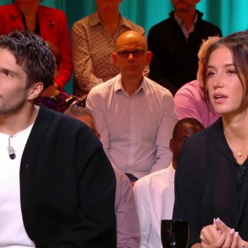 "Ça fait crado mais…" : une annonce d’Adèle Exarchopoulos surprend François Civil