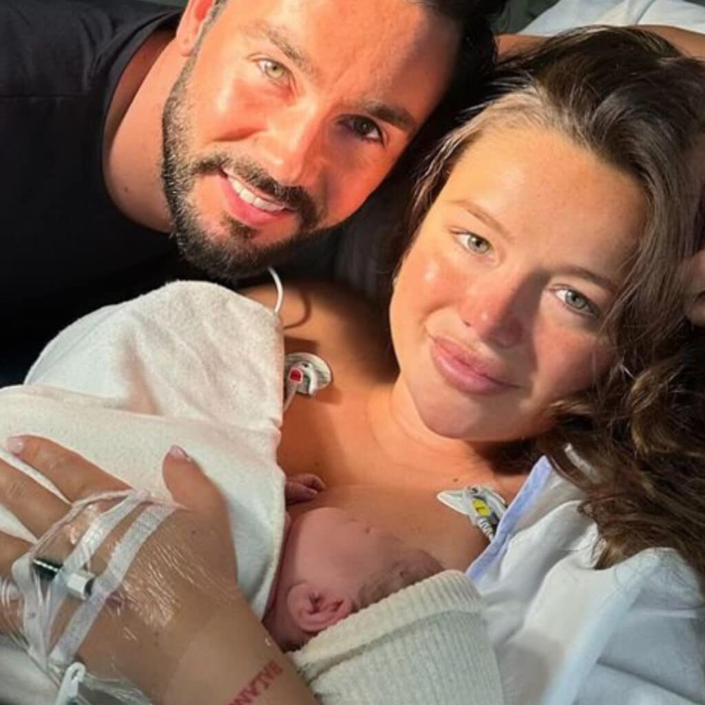 Victoria Méhault maman : des fans débarquent à la maternité, elle fait une mise au point