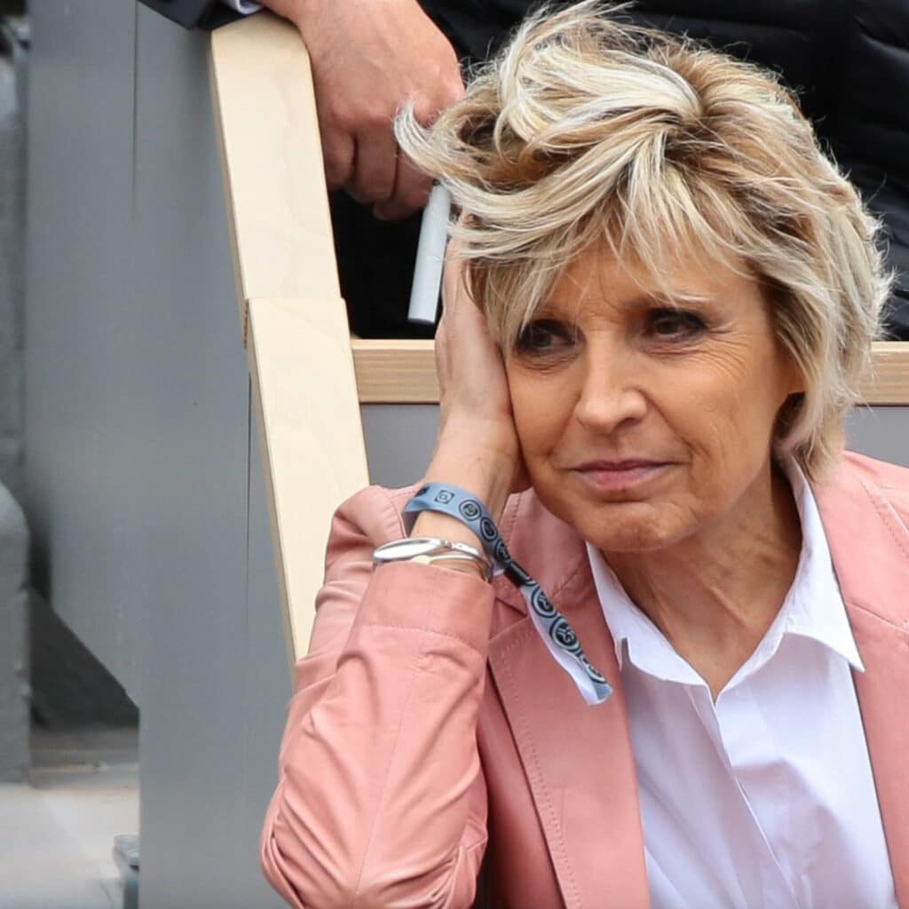 Evelyne Dhéliat : elle revient sur son combat contre le cancer du sein