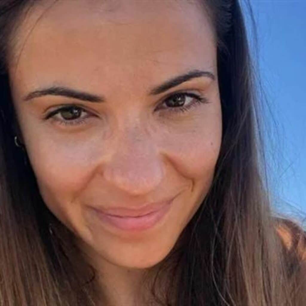 Denitsa Ikonomova maman : une chanteuse gaffe et annonce le sexe du bébé 