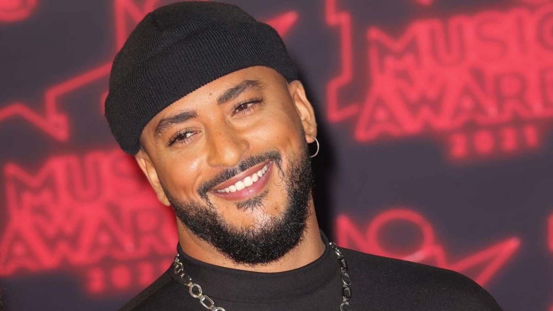 Slimane : il rembarre un journaliste à cause d'une question gênante