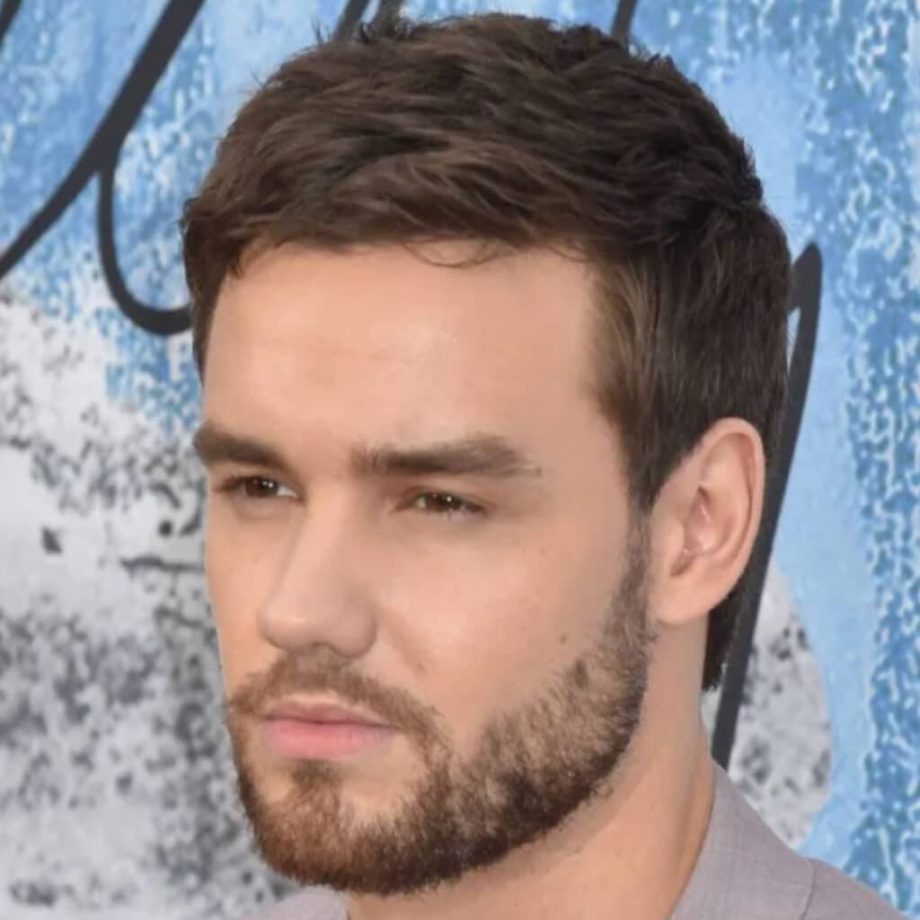 Décès de Liam Payne : une vidéo du chanteur trois heures avant sa chute fuite