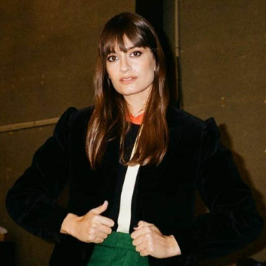 Clara Luciani : sans filtre, la chanteuse aborde ses complexes