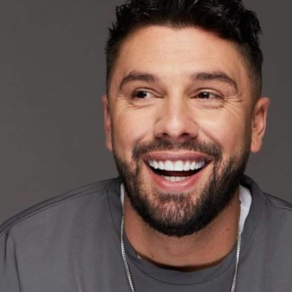 Kevin Guedj : de nouveau en couple, il officialise sa relation