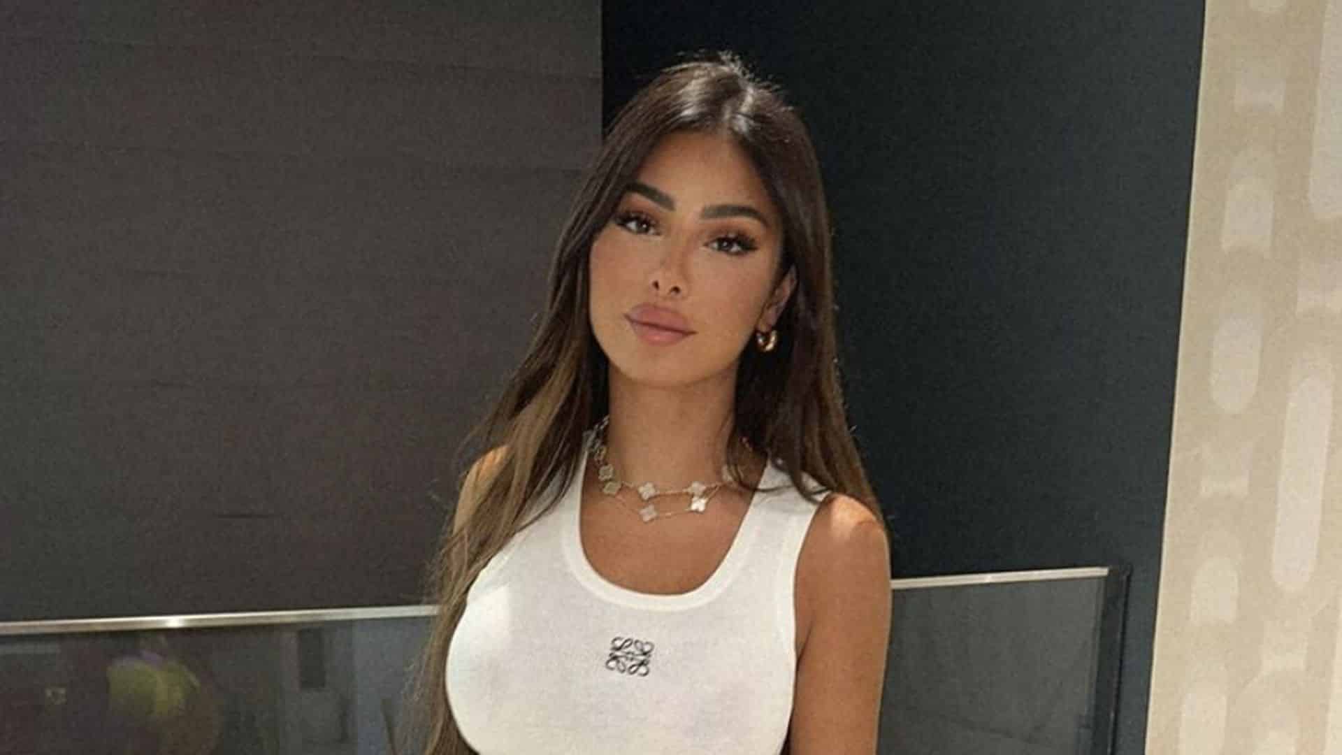 Maeva Ghennam : elle présente son nouveau projet en petite tenue