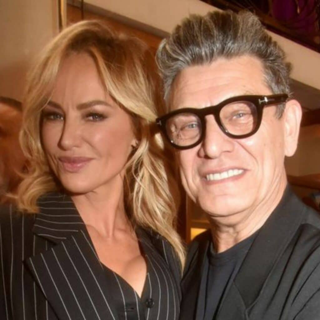 Marc Lavoine : il vit une idylle intense et passionnée avec Adriana Karembeu et le fait savoir 