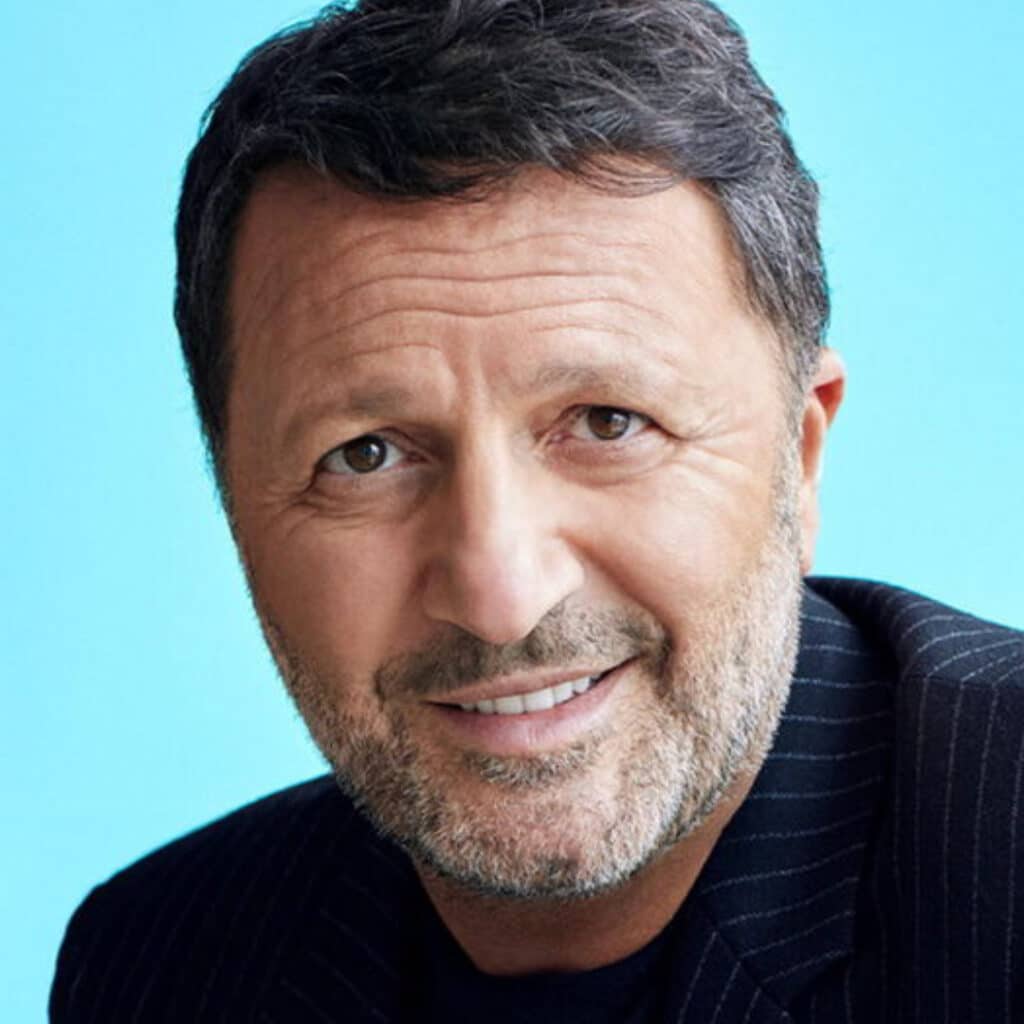 Arthur : d’anciennes images d’archive refont surface, l’animateur s’explique