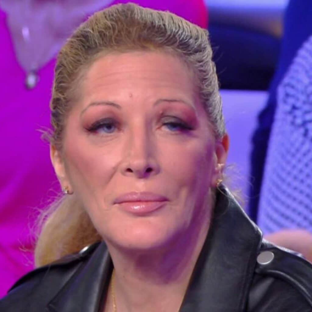 Loana maman : elle montre un rare cliché de sa fille Mindy 