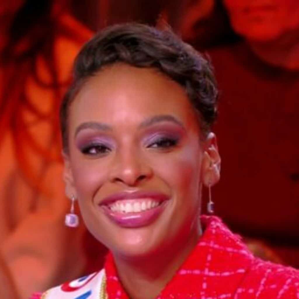 Angélique Angarni-Filopon (Miss France 2025) : elle se confie sur le combat de sa mère contre le cancer