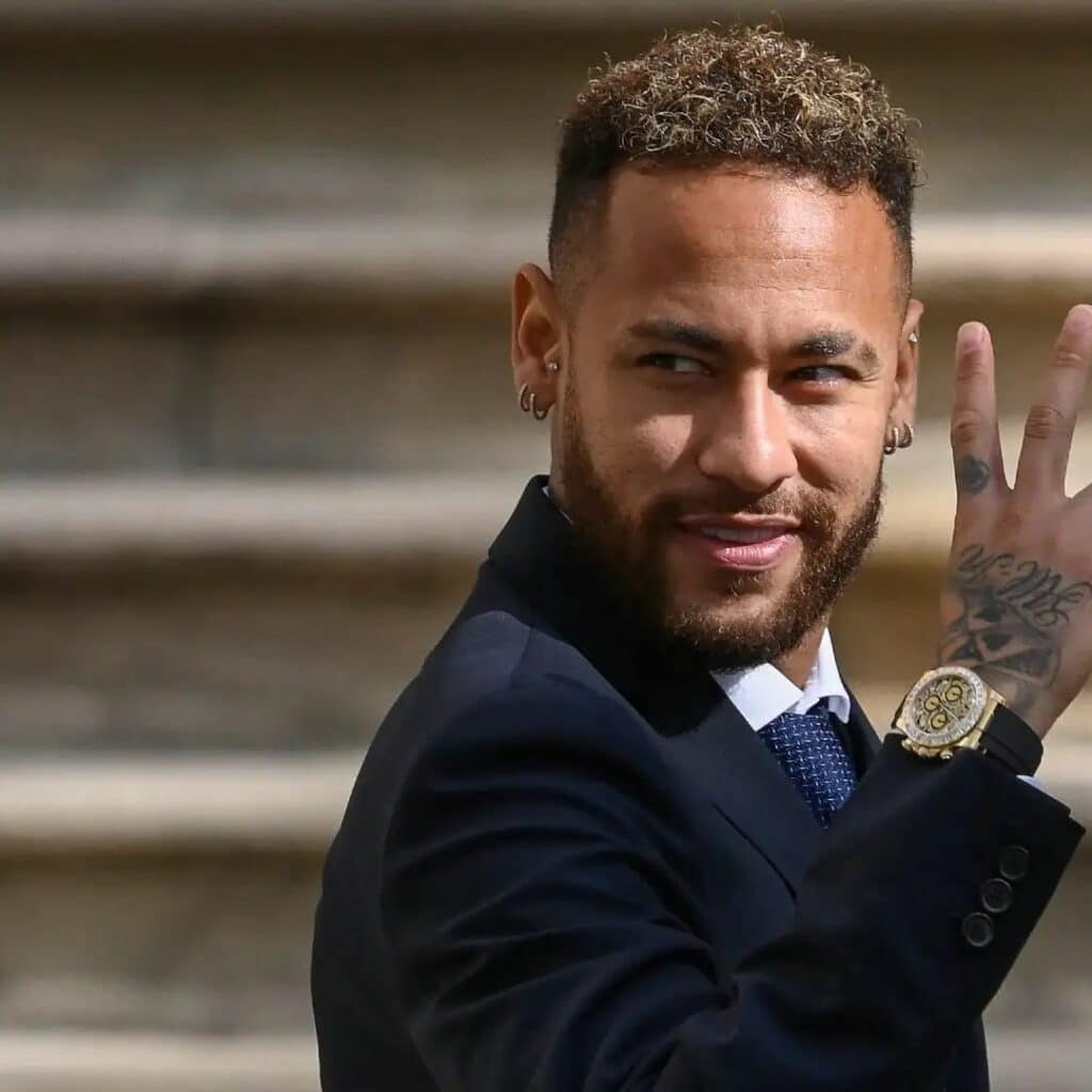Neymar : bientôt papa pour la quatrième fois, il annonce la nouvelle avec sa compagne
