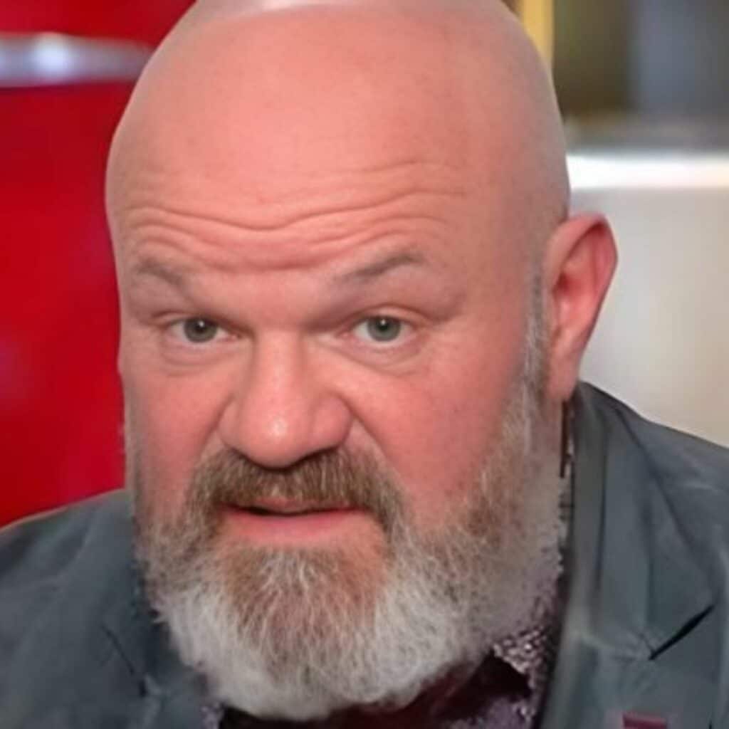 Philippe Etchebest : le chef étoilé perd son calme face à Cyril Hanouna et ses chroniqueurs 
