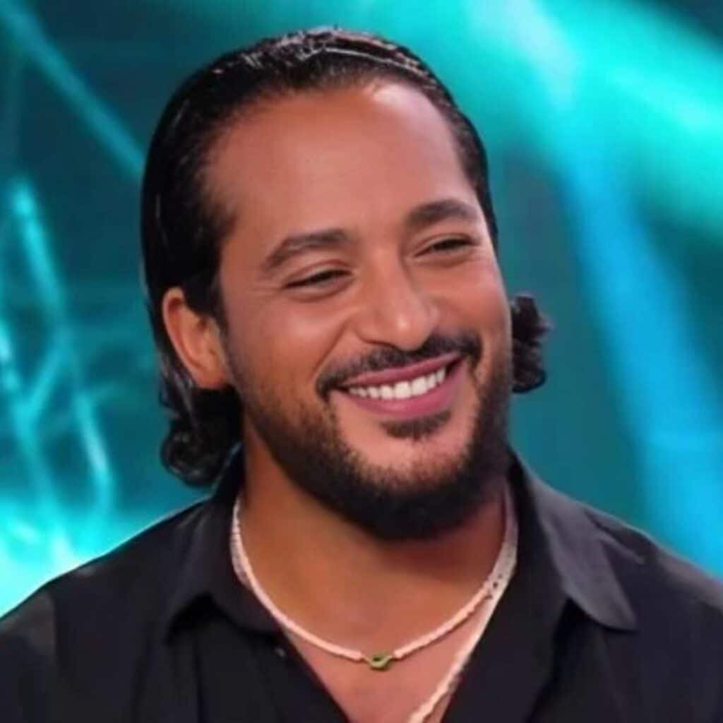 Affaire Slimane : une source explique son comportement en coulisses