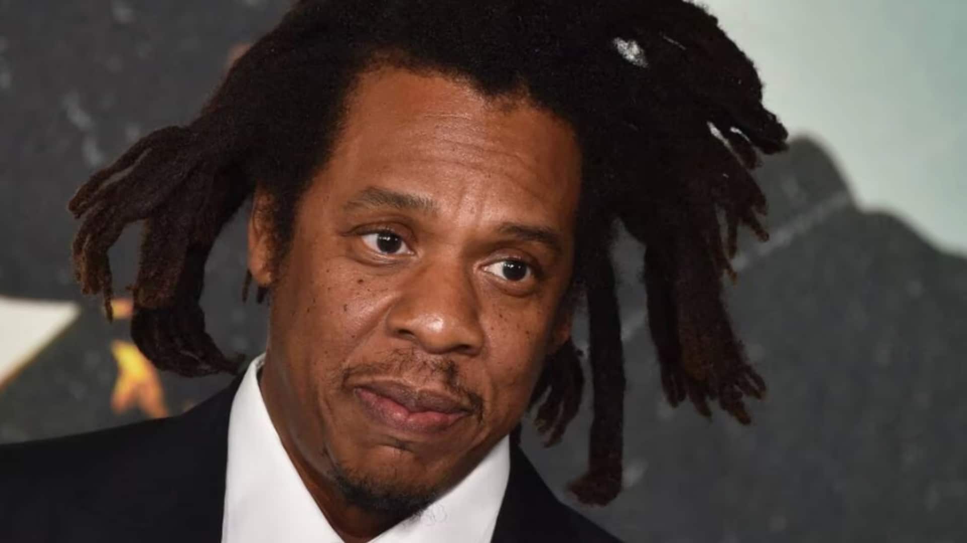 Jay-Z : accusé d'agression sur une adolescente de 13 ans, il sort du silence
