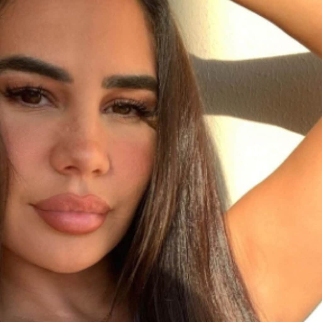 Milla Jasmine : métamorphosée, la candidate de télé-réalité devient blonde