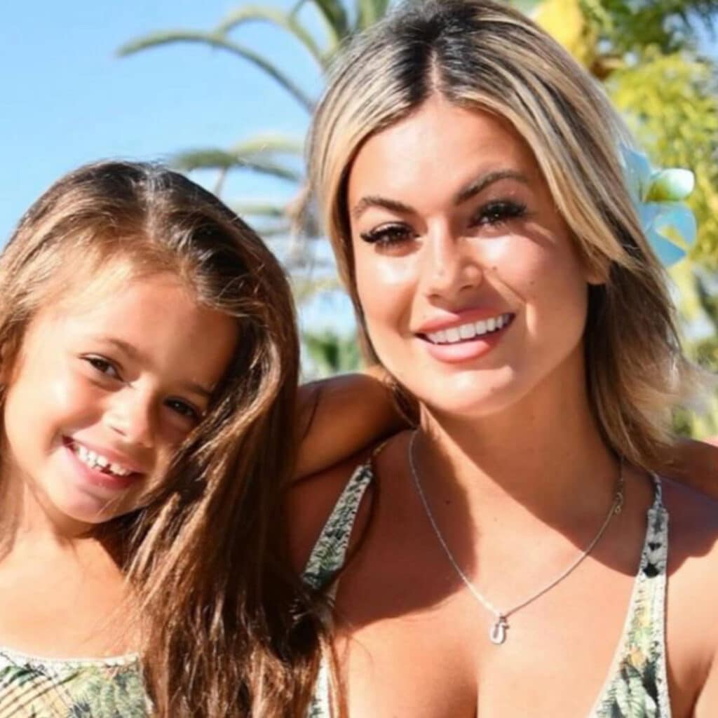 Carla Moreau : une vidéo avec sa fille Ruby indigne la Toile