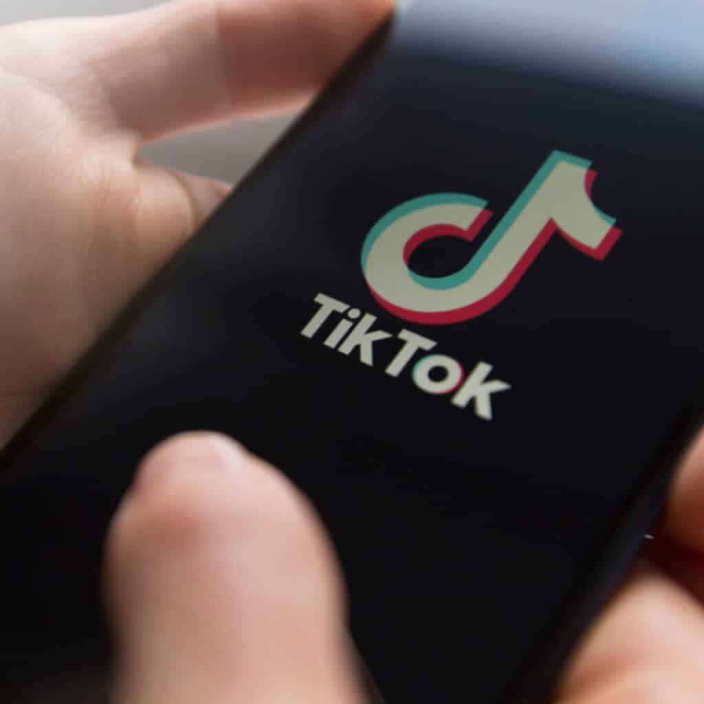TikTok : l'application suspendue durant 1 an à partir de 2025