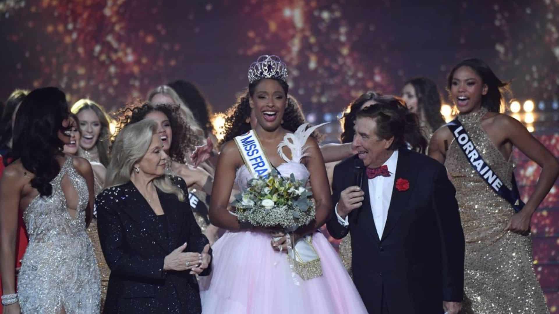 Miss France 2025 : qui est Angélique Angarni-Filopon, la Miss Martinique couronnée ?