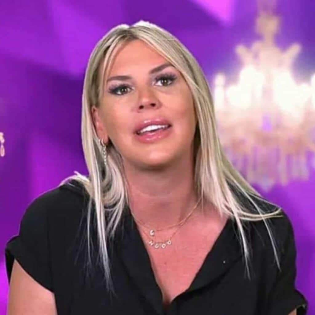 Amélie Neten : elle dénonce le "racisme anti-blanc", les internautes lui tombent dessus