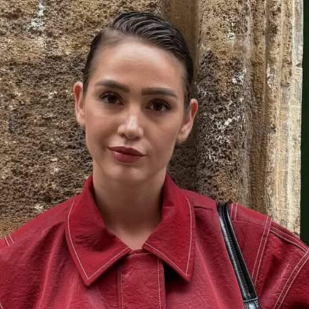 Eloïse Appelle : après son combat contre le cancer, elle change de tête